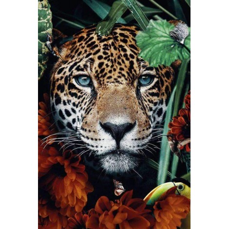 Leopardportrait im Dschungel