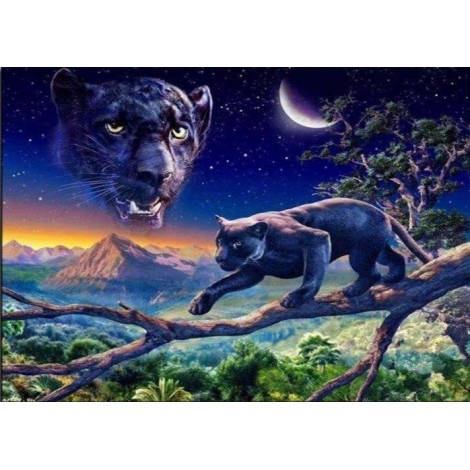 Panther auf einem Baum