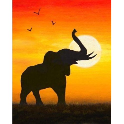 Elefant bei Afrikanischem Sonnenuntergang